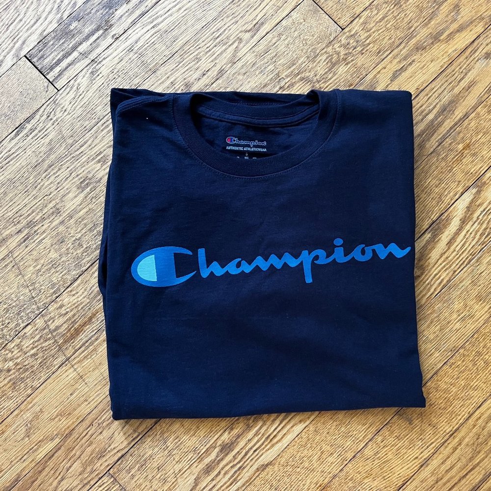 Men's Navy Champion Tee Size Small